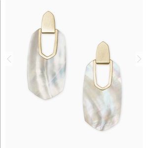 Kailyn Gold Statement Earrings In Ivory Pearl